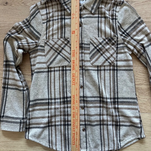 Womens Fall Knit Button Down Plaid Shirt - Picture 5 of 6